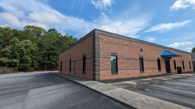 Large office space available in Hickory!